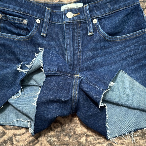 Women’s Madewell Dark Wash Cuvry High-Rise Denim Short • size 28 - Picture 3 of 7